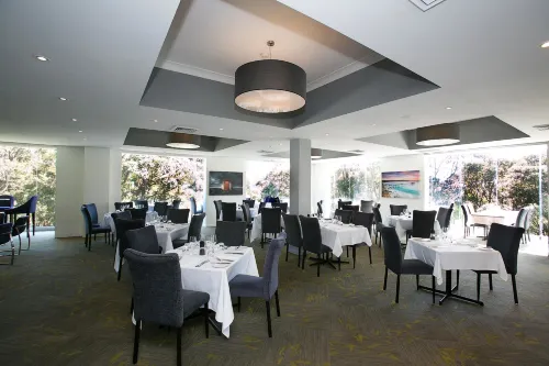 Best Western Plus Apollo International Hotel Restauration Photos