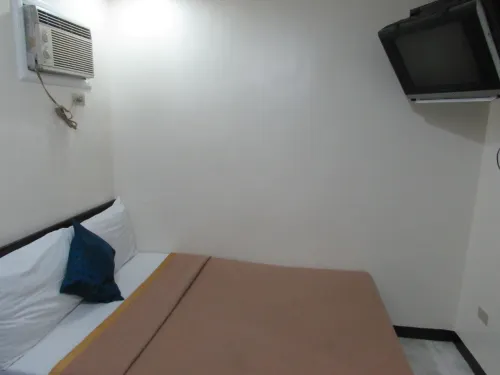 Oyster Plaza Hotel Rooms Photos