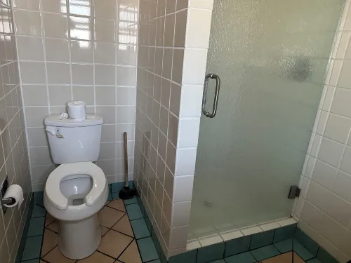 Sea Shore Motel Rooms Photos