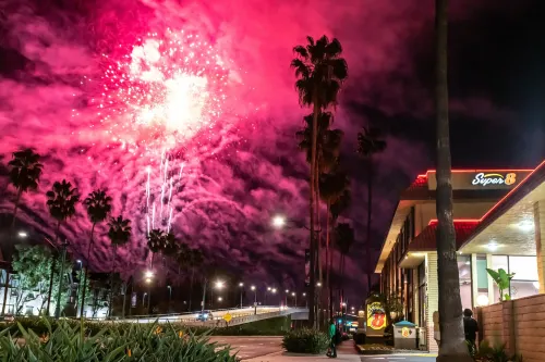 Super 8 by Wyndham Anaheim/Disneyland Drive Near Hotel Photos