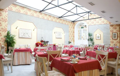 Hotel Doña María Dining Photos