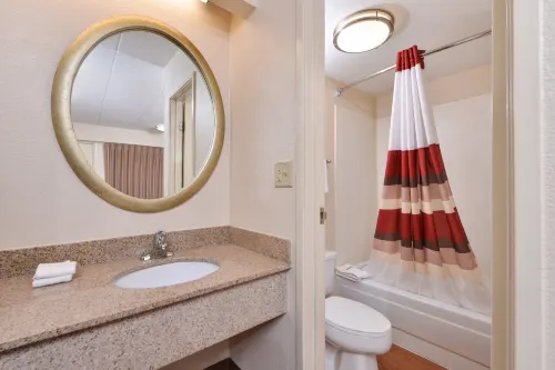 Red Roof Inn Merrillville Rooms Photos