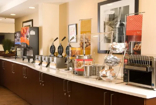 Hampton Inn Orlando Near Universal Blvd/International Dr Dining Photos