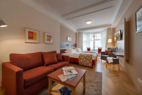 EA Hotel Julis Photos