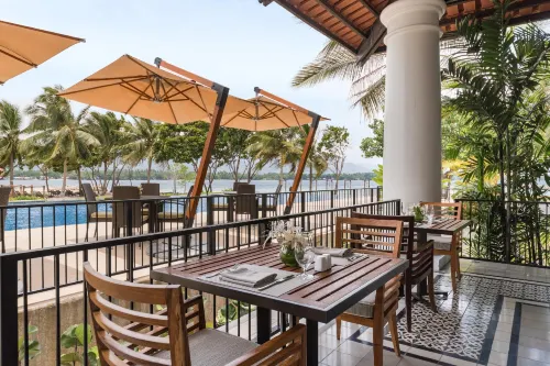 Dusit Thani Lubi Plantation Resort Restauration Photos