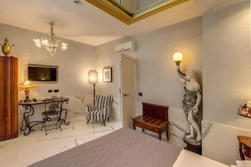 Aurelius Art Gallery Hotel Rooms Photos
