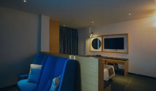 Tsr Seafront Hotel Rooms Photos