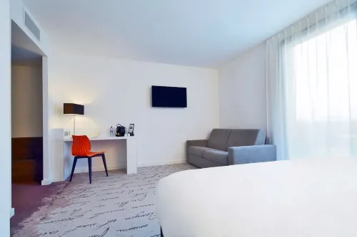 Hôtel Kyriad Troyes Centre Chambres Photos