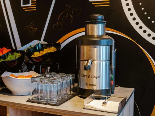 Novotel Krakow City West Dining Photos