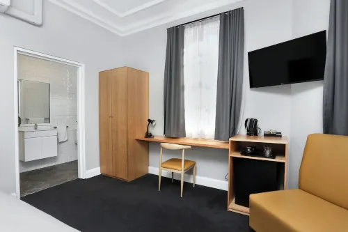 Penshurst Hotel Rooms Photos