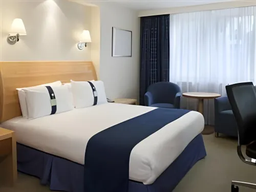 Holiday Inn Bristol - Filton Rum Photos