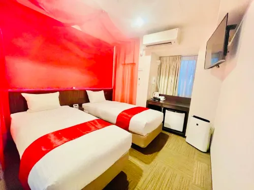 Nipponbashi Crystal Hotel Photos