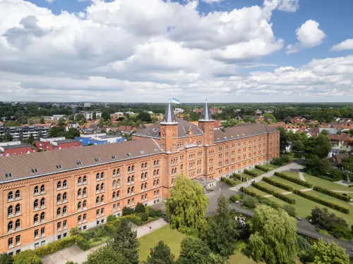 Hampton by Hilton Celle Exterior Photos