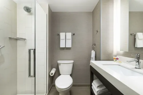 Hyatt Place New York City/Times Square Rooms Photos