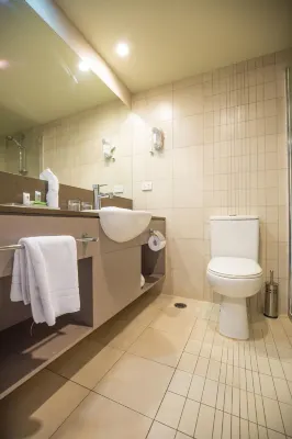 Gateway Hotel Photos