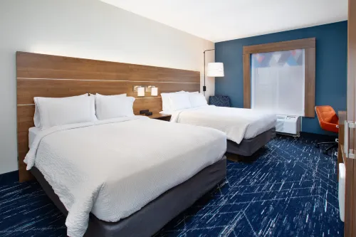 Holiday Inn Express & Suites Auburn Hills Rooms Photos
