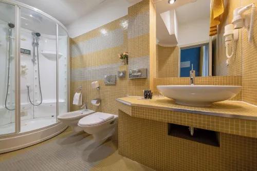 Hotel Kinsky Fountain Photos