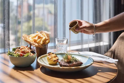 Rydges Fortitude Valley Brisbane, an EVT hotel Ristorazione Photos