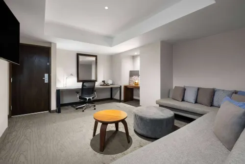 Wyndham Monterrey Ambassador Centro Rooms Photos