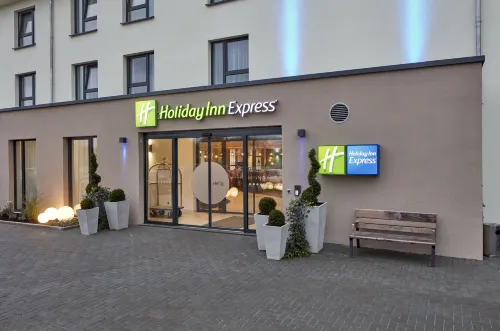 Holiday Inn Express Merzig Extérieur Photos