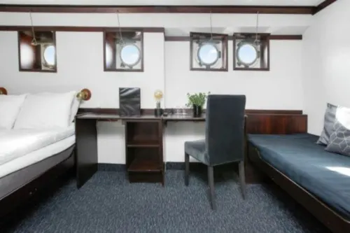 Mälardrottningen Yacht Hotel Photos
