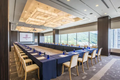 ANA Crowne Plaza Kobe Business Facilities Photos