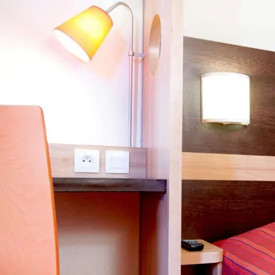 Premiere Classe Lille Ouest - Lomme Kamar Photos
