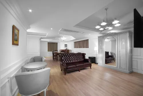Hillside Hotel Photos