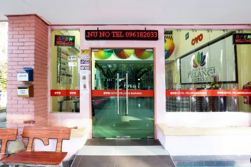Super OYO 89640 Hotel Pelangi Marang Extérieur Photos