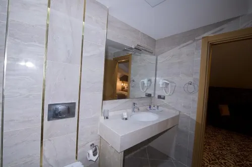 Golden Deluxe Hotel Chambres Photos