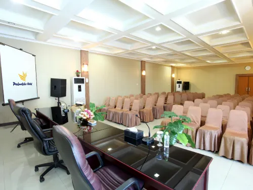 Padmaloka Hotel Tarakan Fasilitas Bisnis Photos
