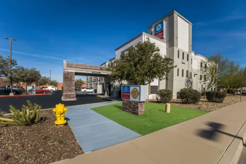 Eod SureStay Hotel by Best Western Mesa Superstition Springs Exterior Photos