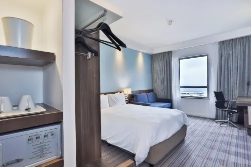 Holiday Inn Express Durban - Umhlanga Zimmer Photos