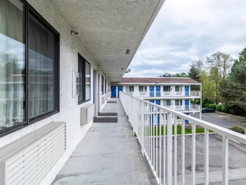 Motel 6 Kirkland, WA - North Kirkland Circondario Photos