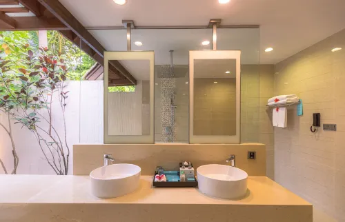 Hideaway Beach Resort & Spa Huoneet Photos