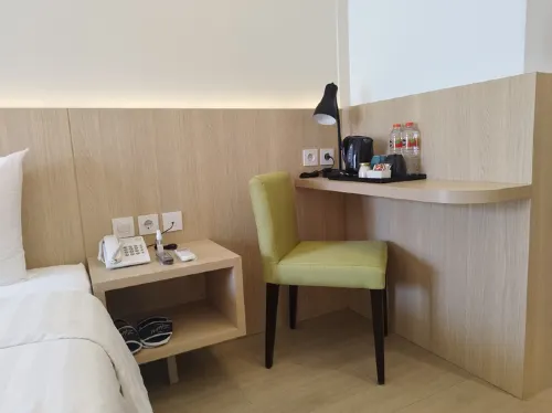 Grand Whiz Hotel Trawas Mojokerto Kamar Photos