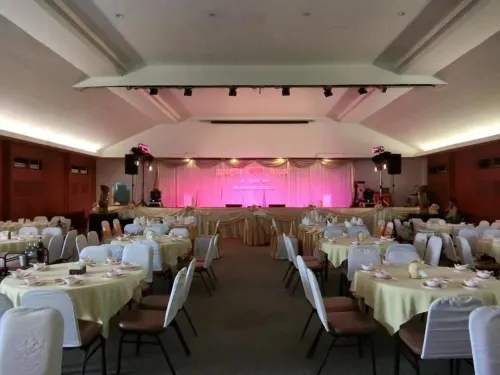 Beverly Hill Park Hotel Restauration Photos