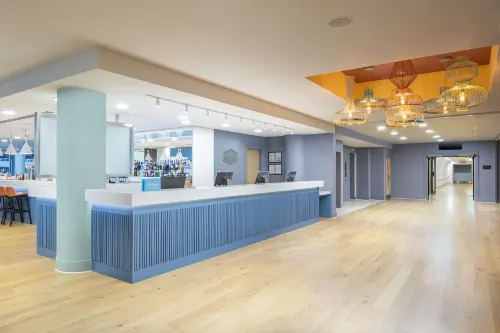 Hampton by Hilton London Gatwick Airport Public Areas Photos