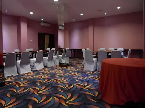 Atria Inn Fasilitas Bisnis Photos