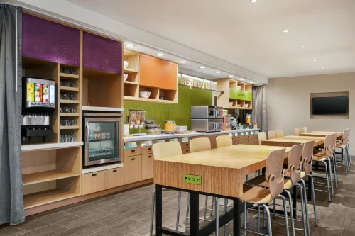 Home2 Suites by Hilton Warminster Horsham Dining Photos