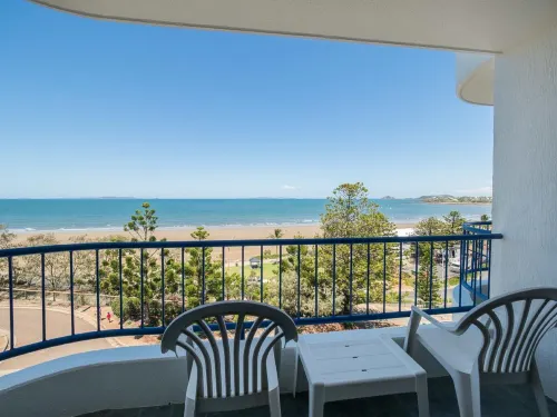 Bayview Tower Rooms Photos