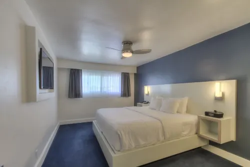 Oceanside Marina Suites - A Waterfront Hotel Номера Photos