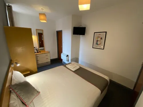 Alumhurst Hotel Featured Photos