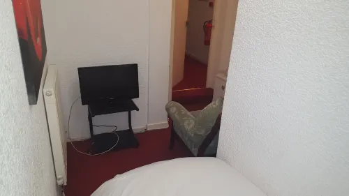 Sakura Edinburgh Guest House Kamar Photos