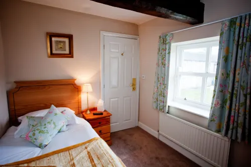 Cbh Waterton Park Hotel and Spa Rooms Photos