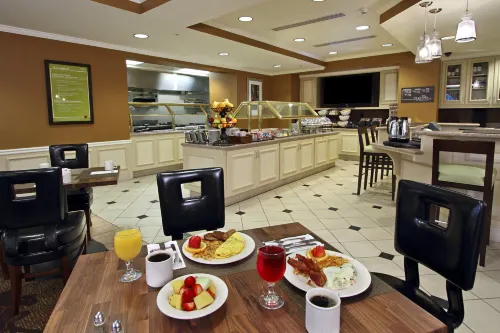 Hilton Garden Inn Calabasas Restauration Photos