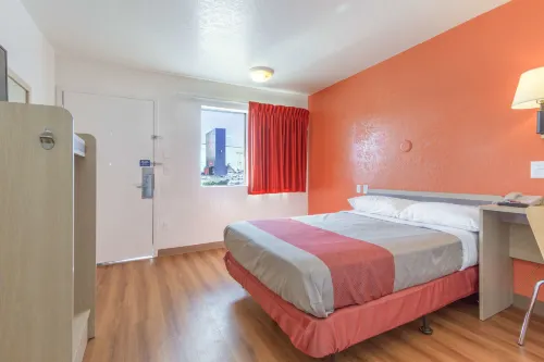 Motel 6 Phoenix, AZ - North Bell Road Photos