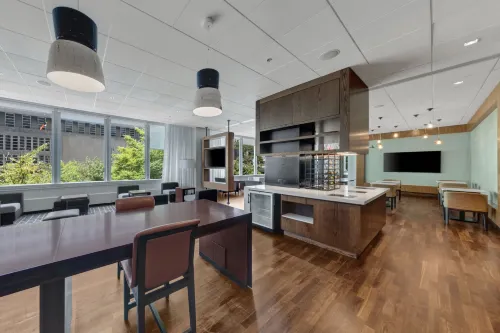 New York Marriott at The Brooklyn Bridge Leisure & Recreation Photos