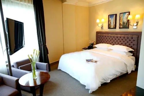 The Riverside Hotel Rooms Photos