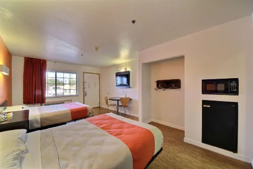 Motel 6 Edinburg, TX Featured Photos